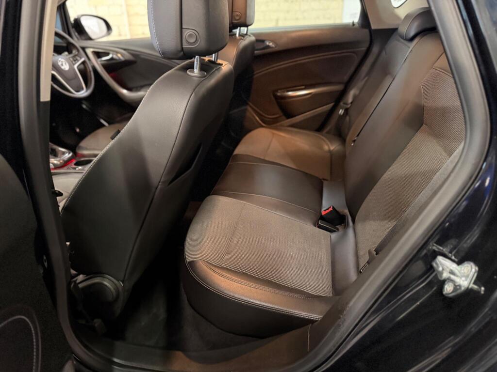 
								2011 Vauxhall Astra 1.7 CDTi SE Euro 5 5dr full									