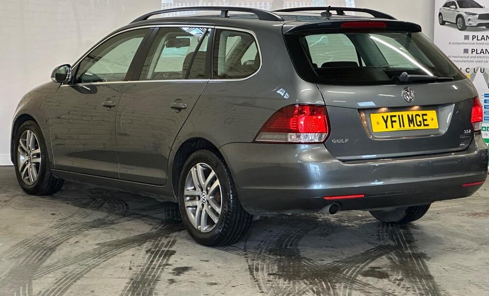 
								2011 Volkswagen Golf 1.6 TDI SE Euro 5 5dr full									