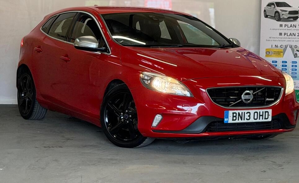 
								2013 Volvo V40 1.6 D2 R-Design Nav Euro 5 (s/s) 5dr full									
