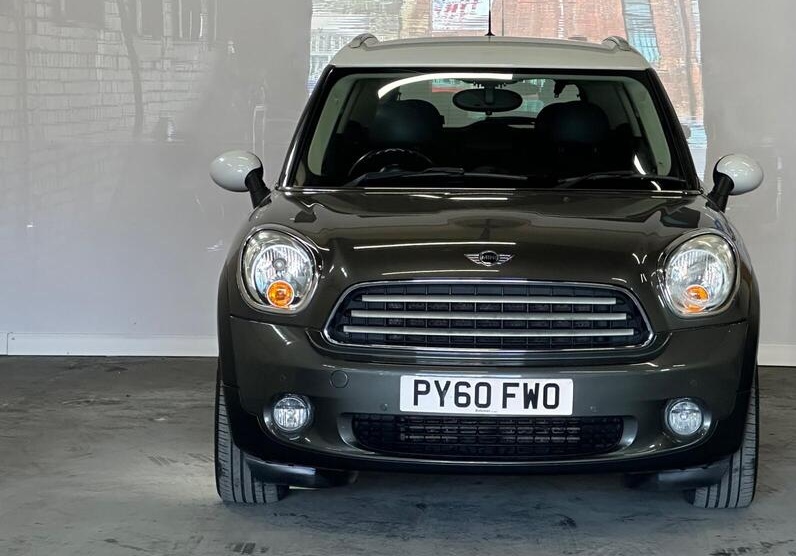 
								2011 MINI Countryman 1.6 Cooper D ALL4 Euro 5 (s/s) 5dr full									