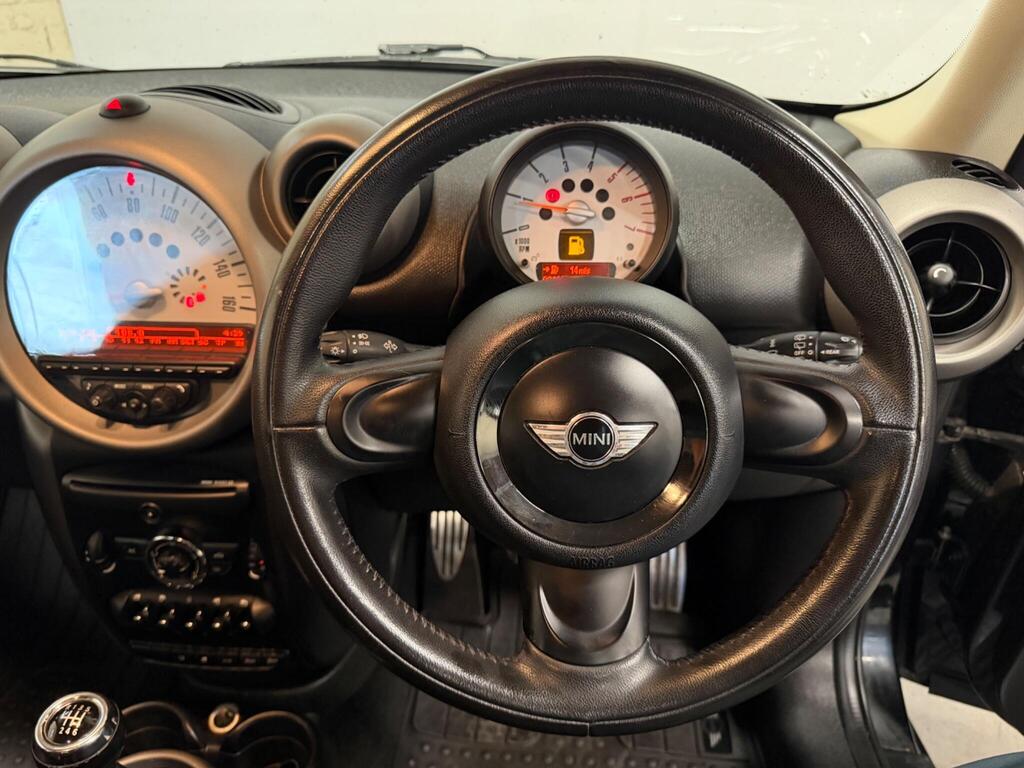 
								2012 MINI Countryman 2.0 Cooper SD Euro 5 (s/s) 5dr full									