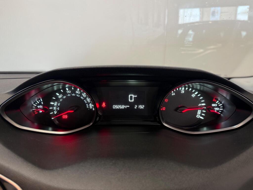 
								2014 Peugeot 308 1.6 e-HDi Active Euro 5 (s/s) 5dr full									
