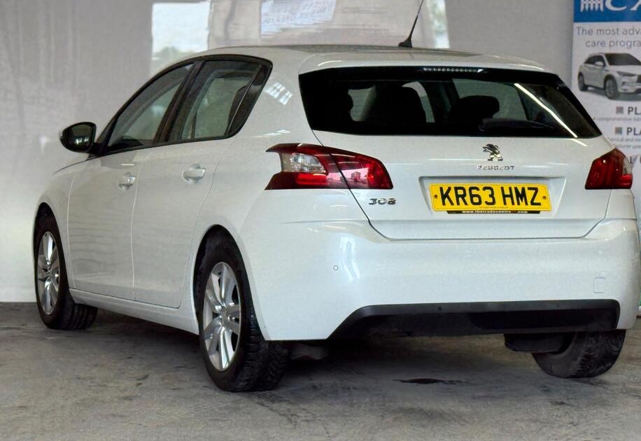 
								2014 Peugeot 308 1.6 e-HDi Active Euro 5 (s/s) 5dr full									
