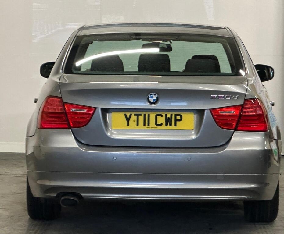 
								2011 BMW 3 Series 2.0 320d ED EfficientDynamics Euro 5 (s/s) 4dr full									