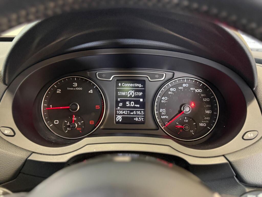 
								2014 Audi Q3 2.0 TDI S line S Tronic quattro Euro 5 (s/s) 5dr full									