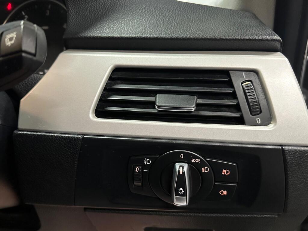 
								2011 BMW 3 Series 2.0 320d ED EfficientDynamics Euro 5 (s/s) 4dr full									