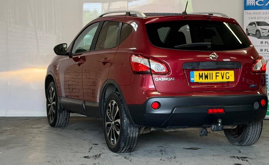 
								2011 Nissan Qashqai 1.5 dCi n-tec 2WD Euro 5 5dr full									