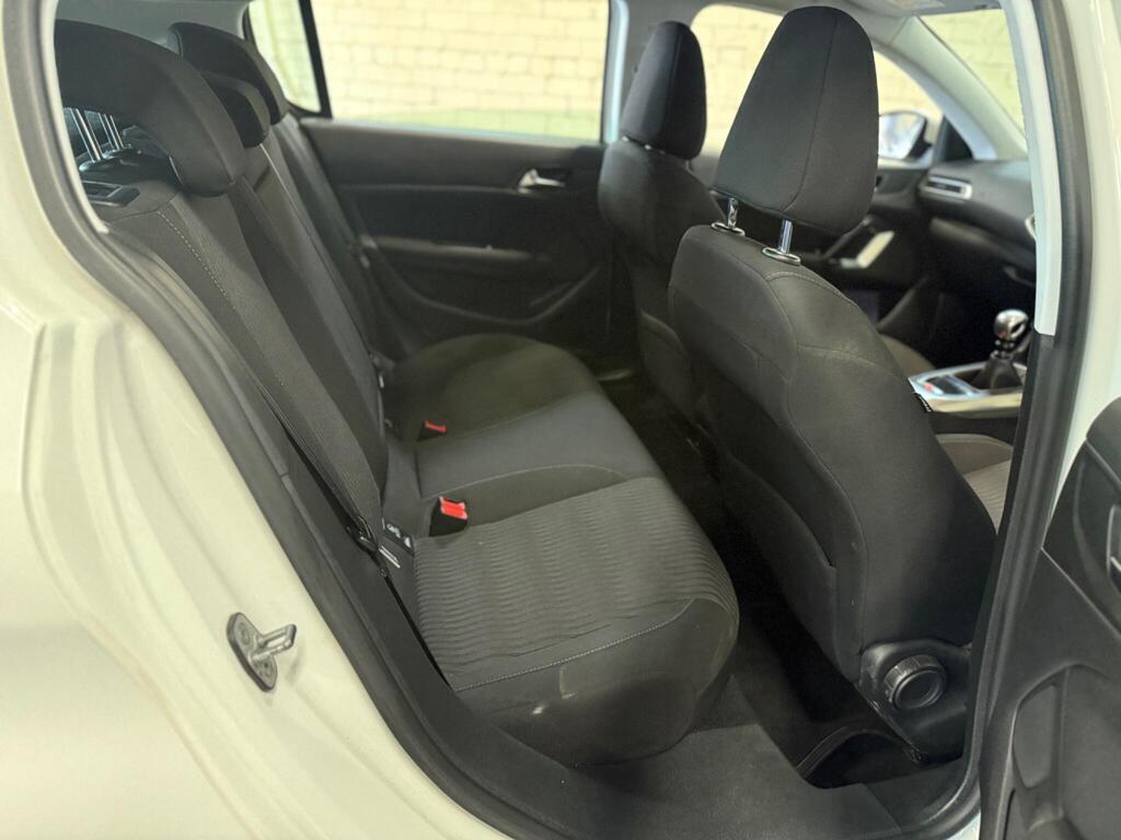 
								2014 Peugeot 308 1.6 e-HDi Active Euro 5 (s/s) 5dr full									