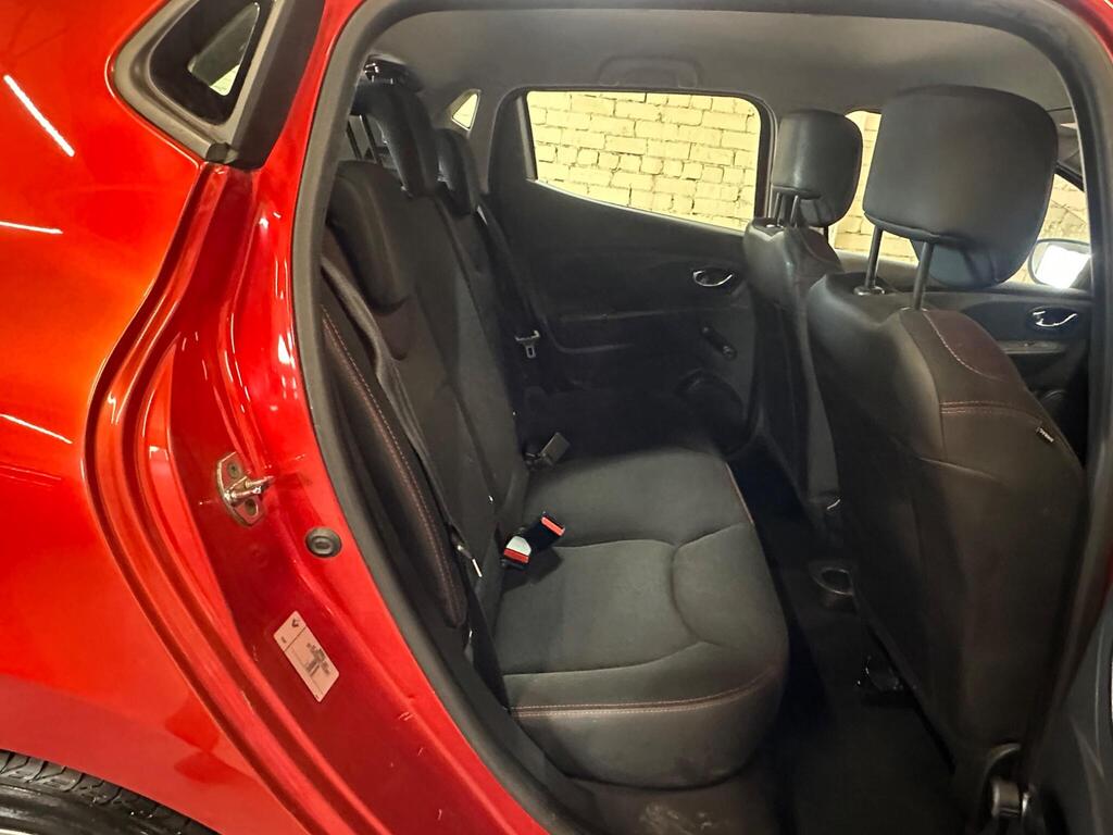 
								2014 Renault Clio 1.2 16V Expression + Euro 5 5dr full									