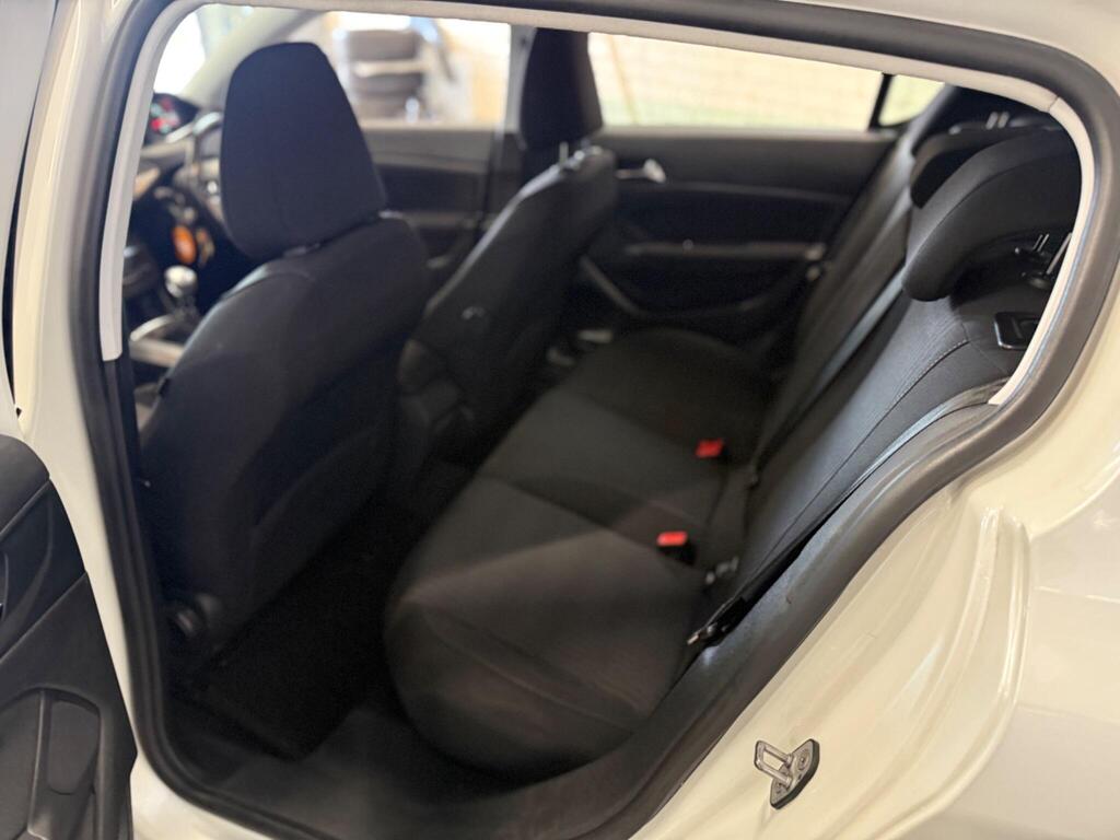 
								2014 Peugeot 308 1.6 e-HDi Active Euro 5 (s/s) 5dr full									