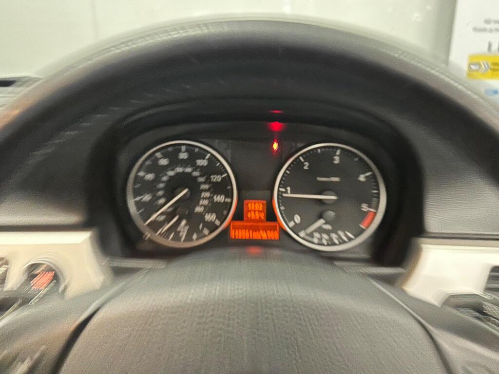 
								2011 BMW 3 Series 2.0 320d ED EfficientDynamics Euro 5 (s/s) 4dr full									