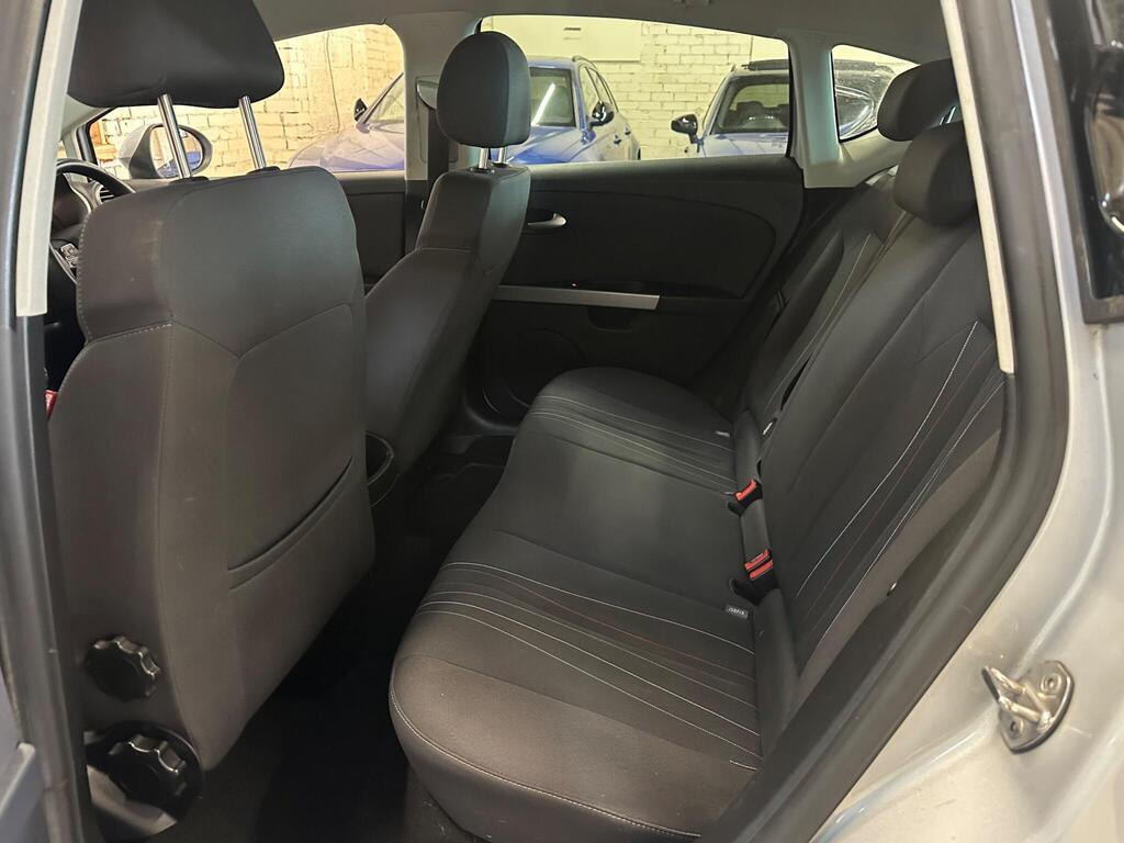
								2012 SEAT Leon 1.6 TDI Ecomotive CR SE Copa Euro 5 (s/s) 5dr full									
