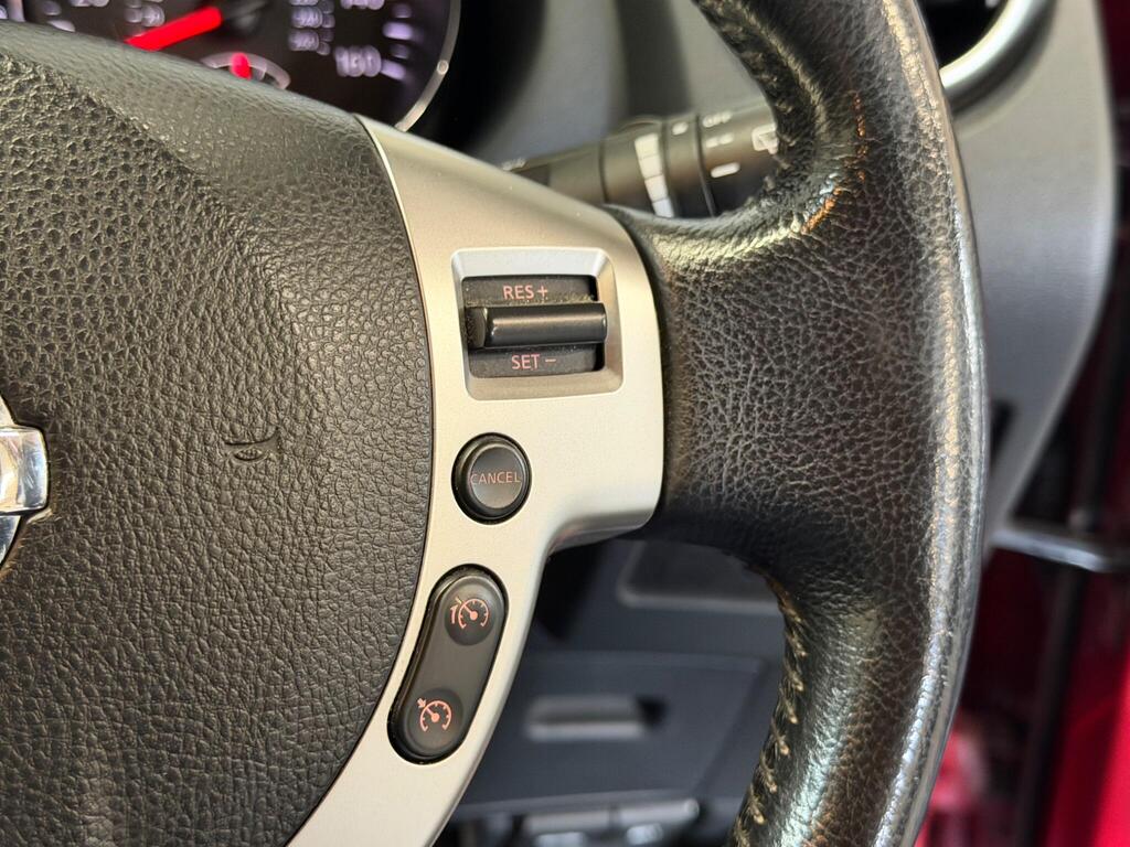 
								2011 Nissan Qashqai 1.5 dCi n-tec 2WD Euro 5 5dr full									