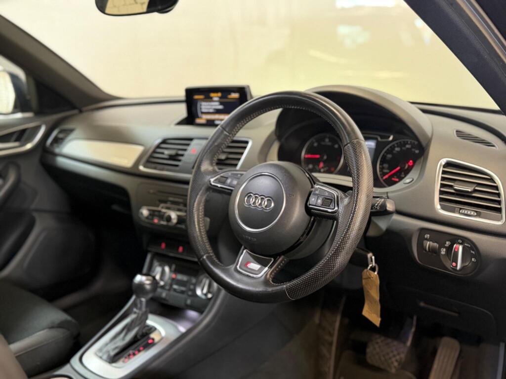 
								2014 Audi Q3 2.0 TDI S line S Tronic quattro Euro 5 (s/s) 5dr full									
