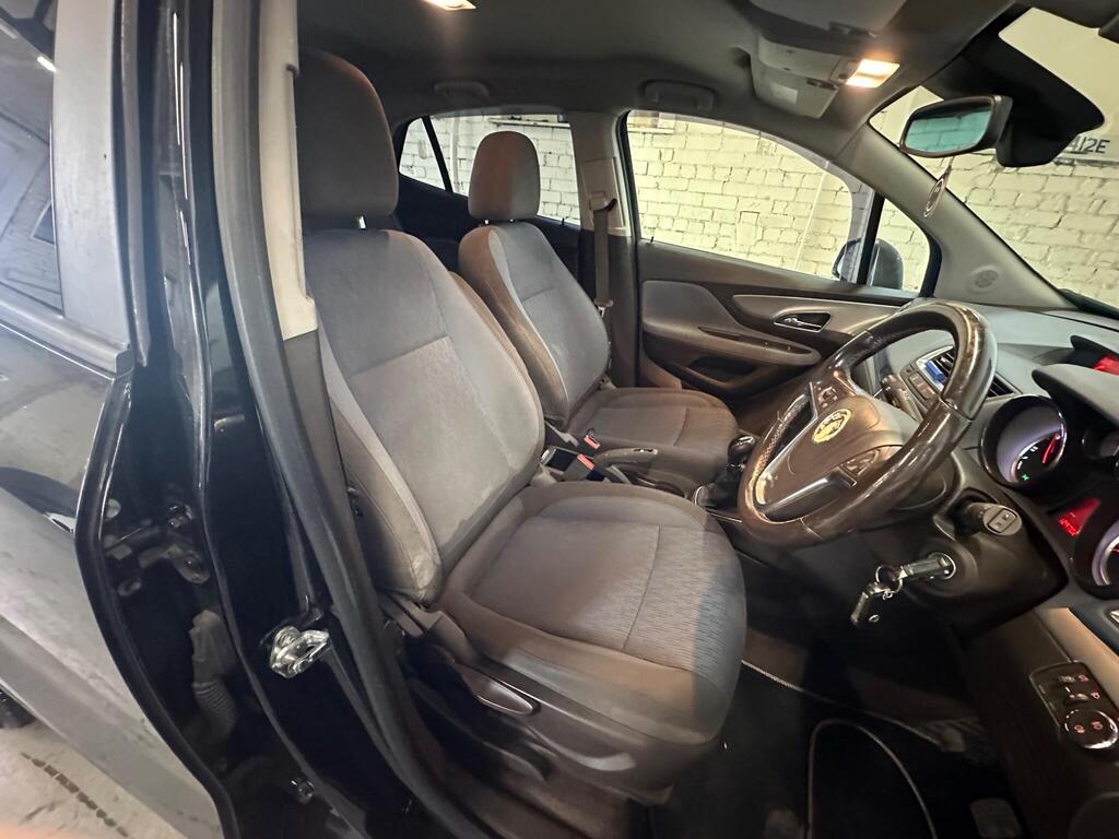 
								2013 Vauxhall Mokka 1.7 CDTi Exclusiv 2WD Euro 5 (s/s) 5dr full									