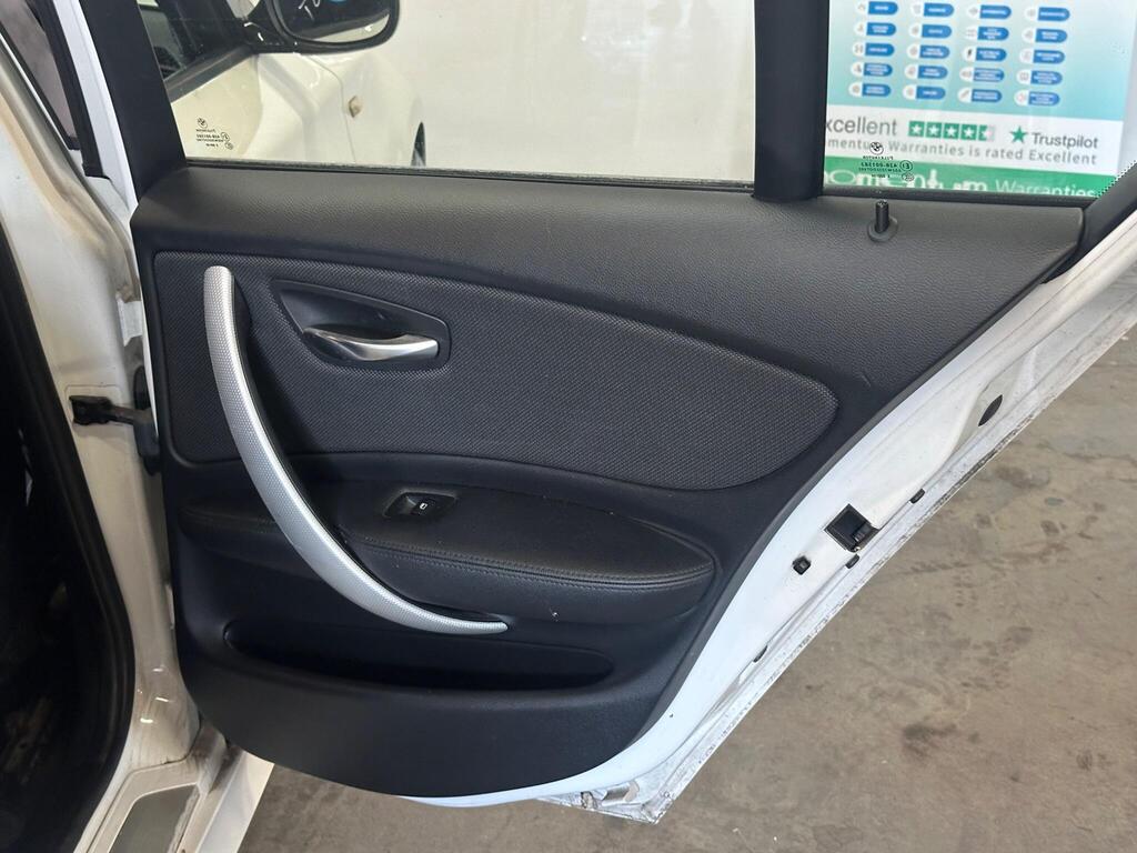 
								2011 BMW 1 Series 2.0 118d M Sport Euro 5 (s/s) 5dr full									