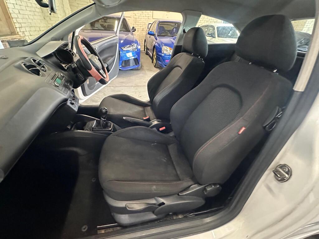 
								2013 SEAT Ibiza 1.2 TSI FR Sport Coupe Euro 5 3dr full									