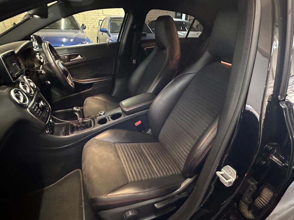 
								2015 Mercedes-Benz A Class 1.5 A180 CDI AMG Sport Euro 6 (s/s) 5dr full									