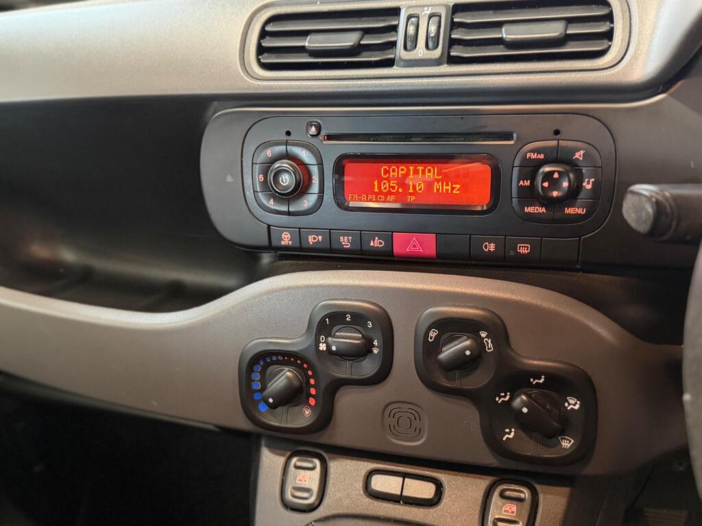 
								2012 Fiat Panda 1.2 Pop Euro 5 5dr full									