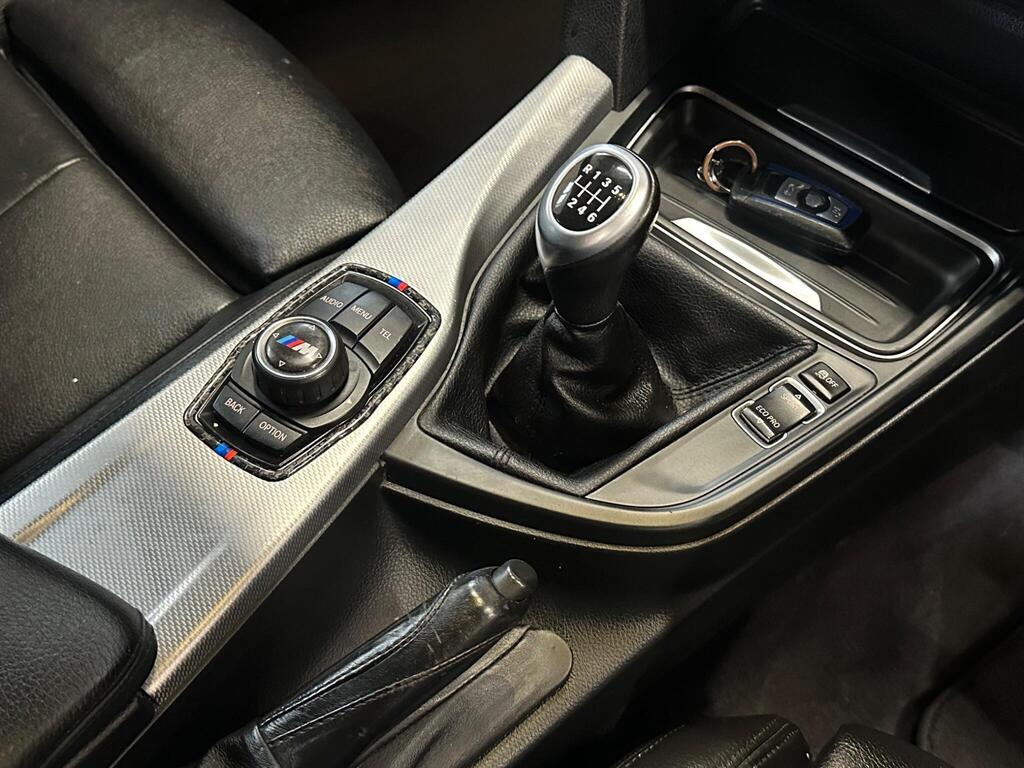 
								2012 BMW 3 Series 2.0 318d M Sport Euro 5 (s/s) 4dr full									