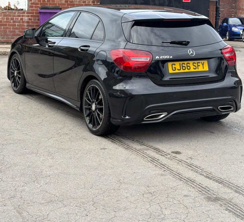 
								2016 Mercedes-Benz A Class 2.1 A200d AMG Line (Premium) 7G-DCT Euro 6 (s/s) 5dr full									