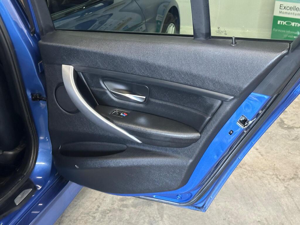 
								2012 BMW 3 Series 2.0 318d M Sport Euro 5 (s/s) 4dr full									