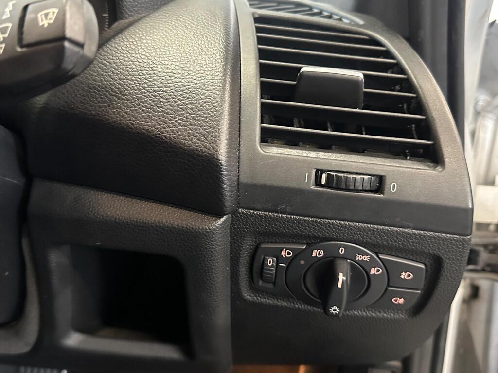 
								2011 BMW 1 Series 2.0 120d M Sport Steptronic Euro 5 5dr full									