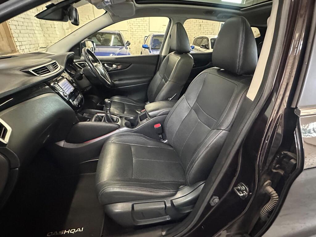 
								2016 Nissan Qashqai 1.5 dCi Tekna 2WD Euro 6 (s/s) 5dr full									