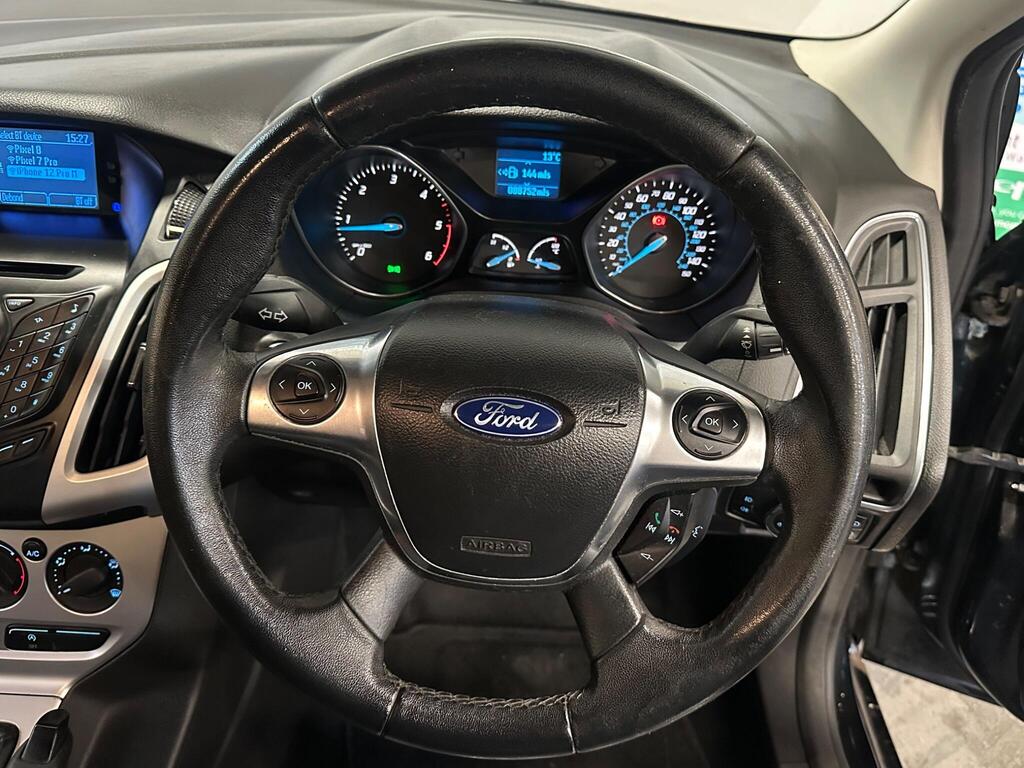 
								2012 Ford Focus 1.6 TDCi Zetec S Euro 5 (s/s) 5dr full									