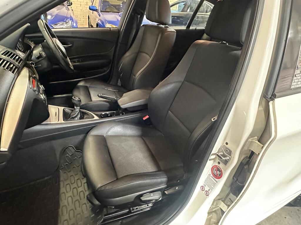 
								2011 BMW 1 Series 2.0 118d M Sport Euro 5 (s/s) 5dr full									