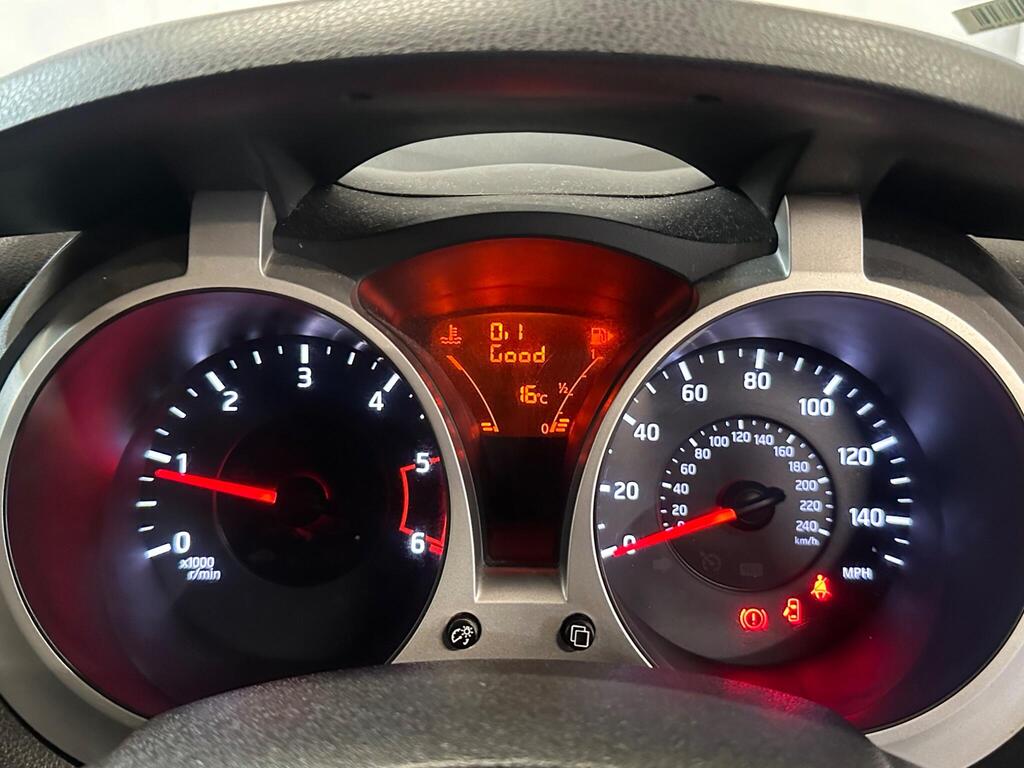 
								2014 Nissan Juke 1.5 dCi 8v Tekna Euro 5 (s/s) 5dr full									