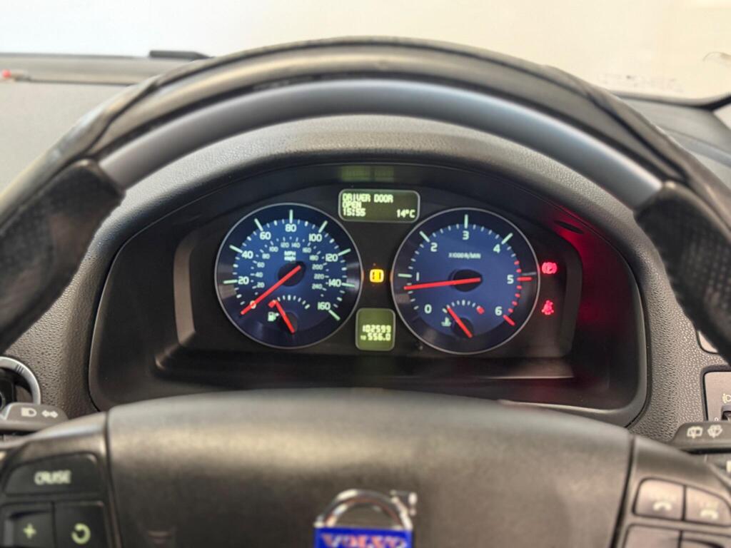 
								2012 Volvo V50 2.0 D3 R-Design Edition Euro 5 5dr full									