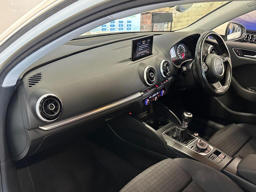 
								2014 Audi A3 1.6 TDI Sport Sportback Euro 6 (s/s) 5dr full									
