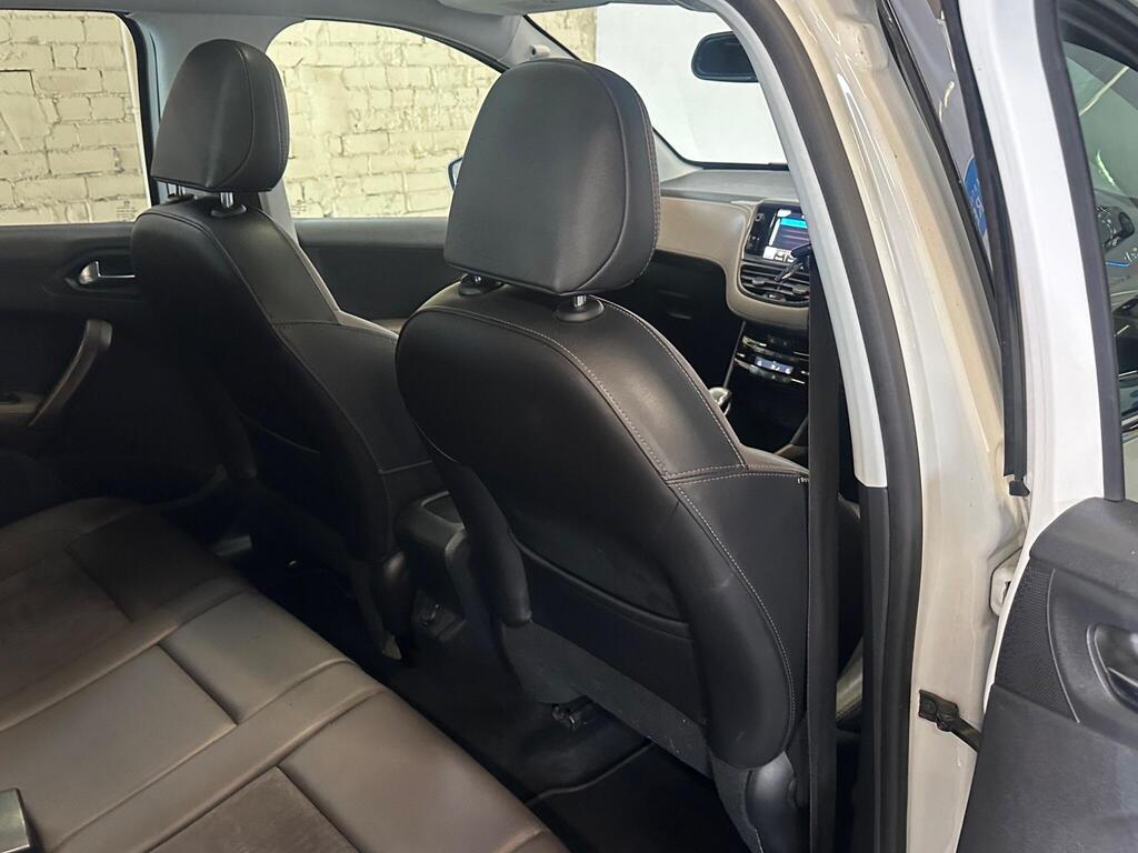 
								2013 Peugeot 2008 1.6 e-HDi Feline Euro 5 (s/s) 5dr (Calima) full									