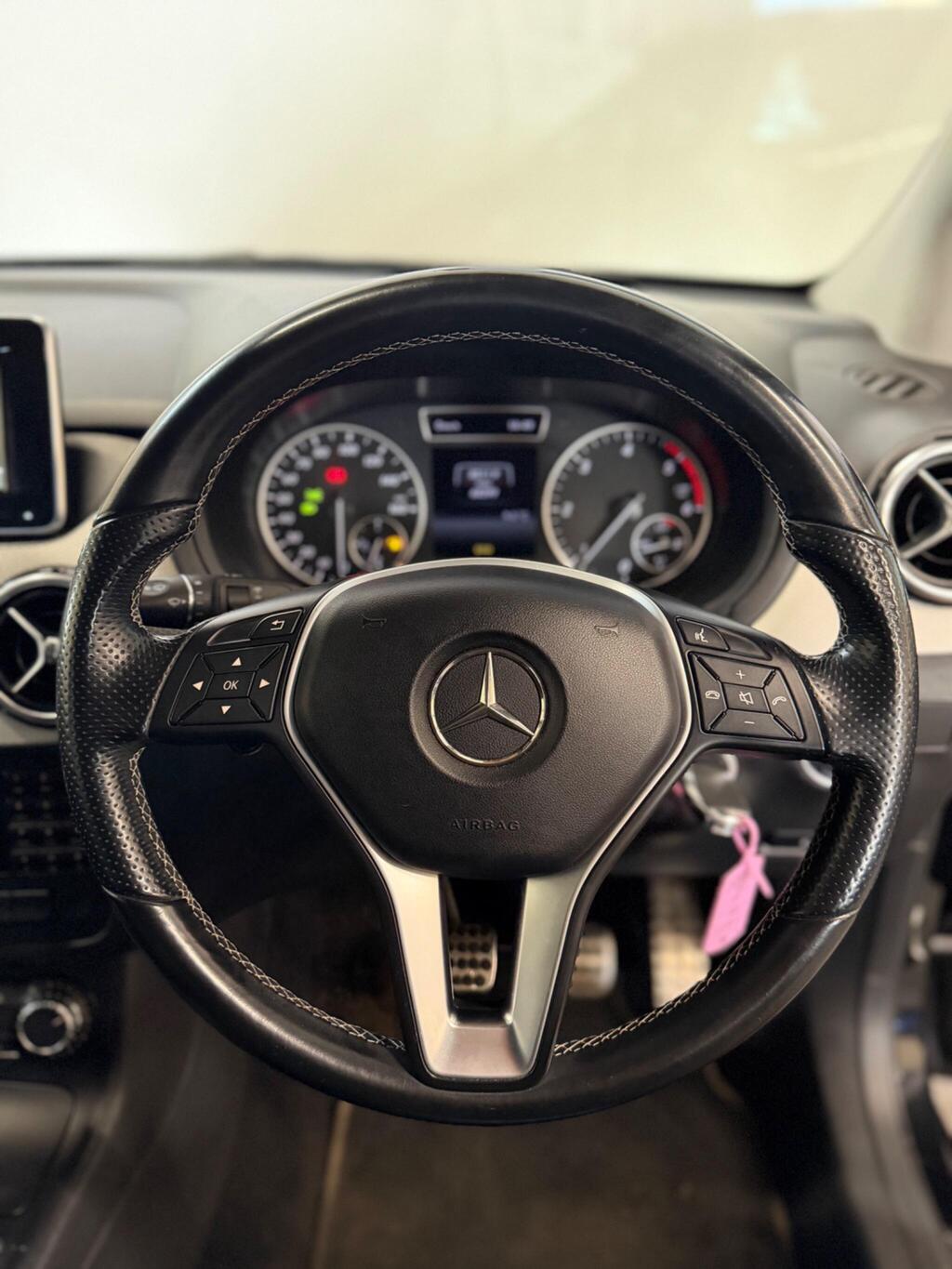 
								2014 Mercedes-Benz B Class 1.5 B180 CDI Sport Euro 5 (s/s) 5dr full									