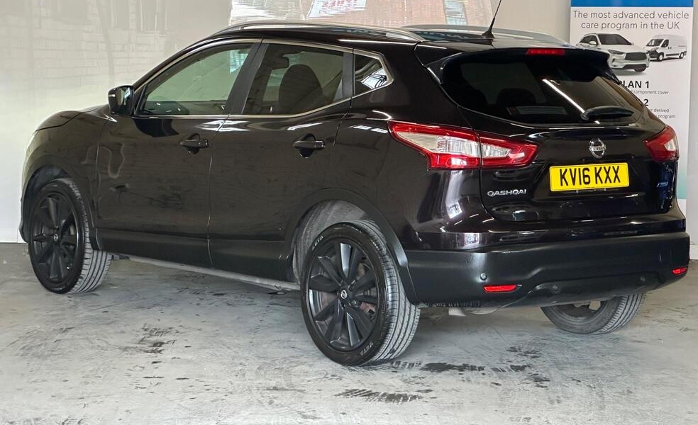
								2016 Nissan Qashqai 1.5 dCi Tekna 2WD Euro 6 (s/s) 5dr full									