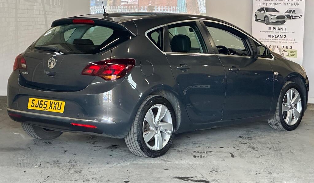
								2015 Vauxhall Astra 1.4i SRi Euro 6 5dr full									