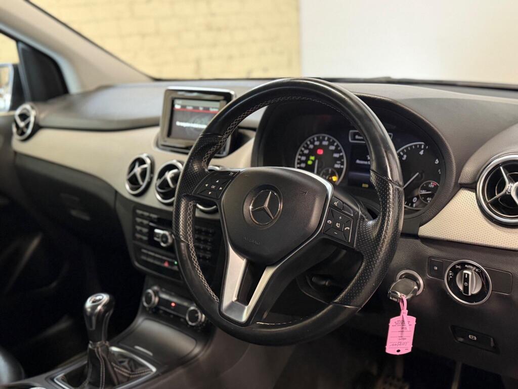 
								2014 Mercedes-Benz B Class 1.5 B180 CDI Sport Euro 5 (s/s) 5dr full									